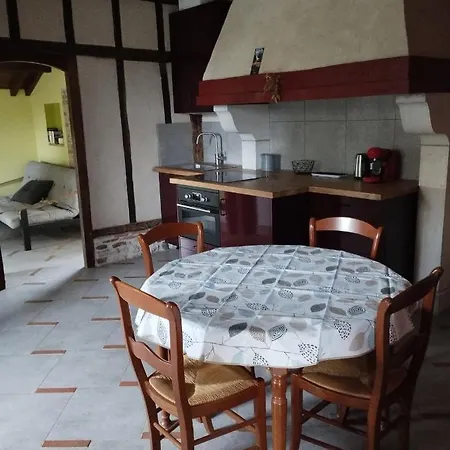 Appartement, Vue Sur Les Pyrenees Apartment Pouillon